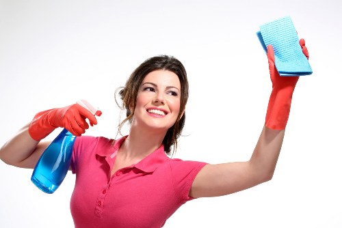 End of tenancy cleaners refreshing a property in Marylebone